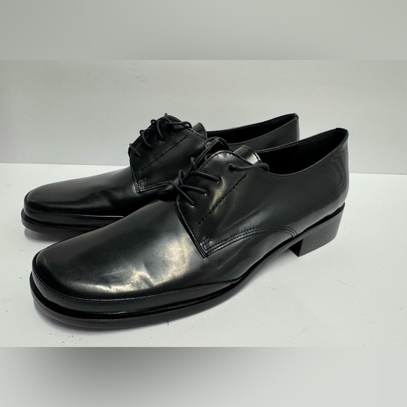 Banana Republic Black Leather Oxfords made in Italy main image 5